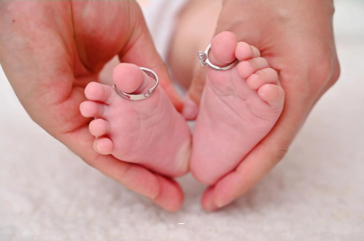 百色孕妇肚子隐隐作痛